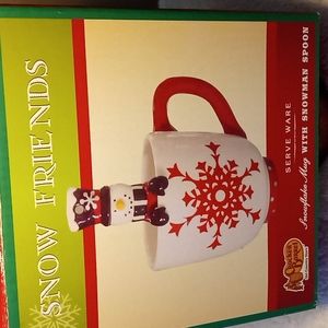 Festive ❄ snowflake mug with snowman spoon.